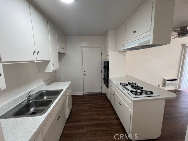 869 N Mallard 1, Orange, CA 92867