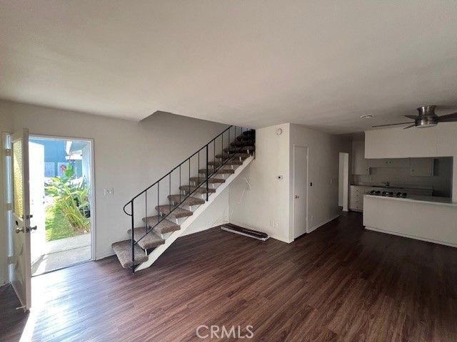 869 N Mallard 1, Orange, CA 92867