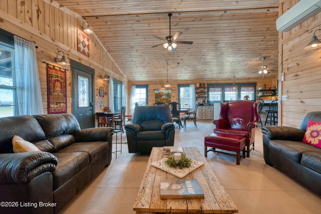 8743 KY-52, Loretto, KY 40037