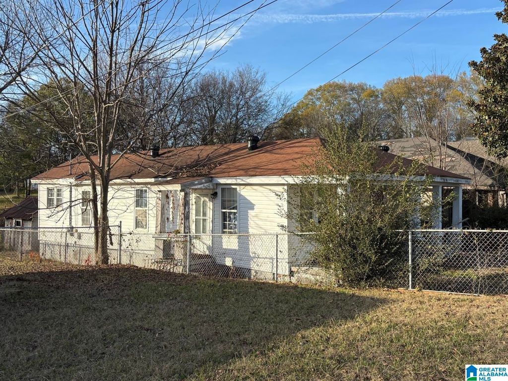 1710 DOOLEY AVENUE, Anniston, AL 36201