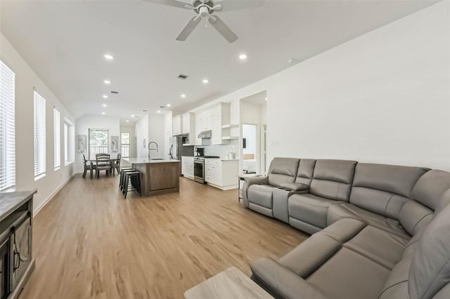 304 Dam Drop Drive, New Caney, TX 77357