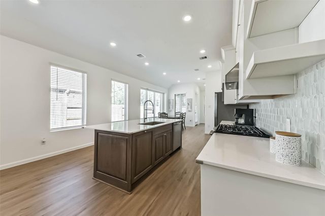 304 Dam Drop Drive, New Caney, TX 77357