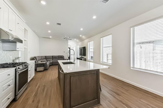 304 Dam Drop Drive, New Caney, TX 77357