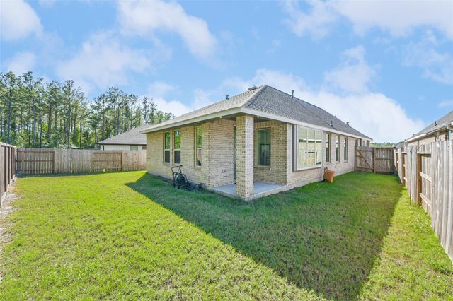 304 Dam Drop Drive, New Caney, TX 77357