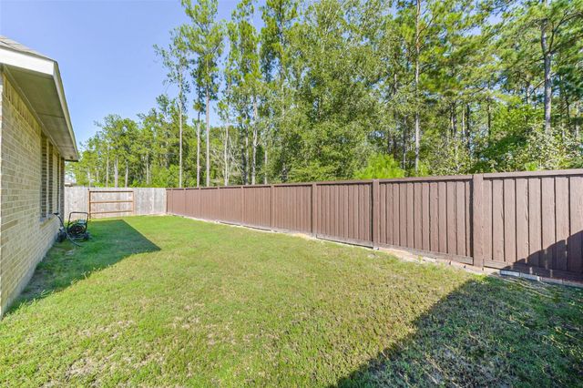 304 Dam Drop Drive, New Caney, TX 77357