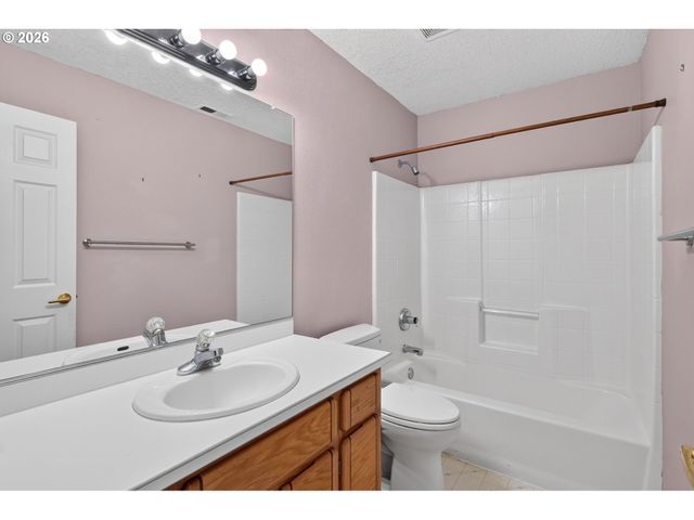 16060 Sw WILLOW Dr, Sherwood, OR 97140