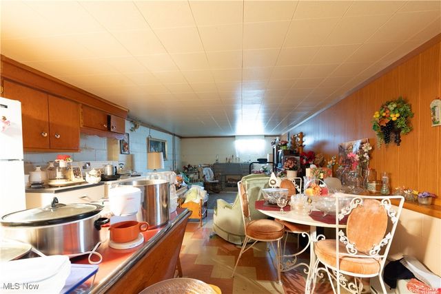 376 Johnson Plank Road NE, Warren, OH 44481