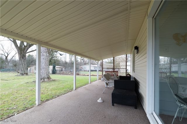 376 Johnson Plank Road NE, Warren, OH 44481