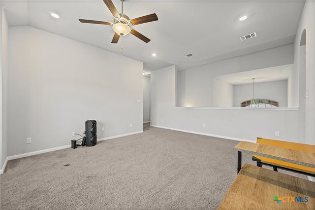 811 S Clanton Cove, Killeen, TX 76542