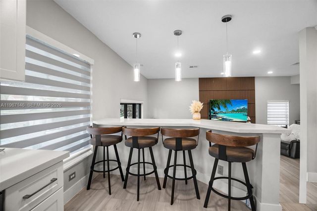 1034 NW 184th Way, Pembroke Pines, FL 33029