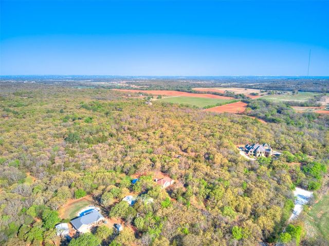 3880 72nd Avenue, Norman, OK 73026