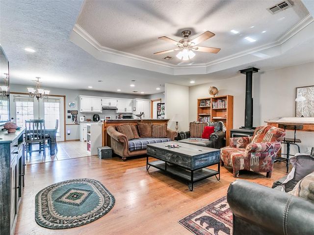 3880 72nd Avenue, Norman, OK 73026