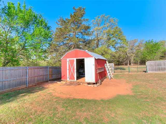 3880 72nd Avenue, Norman, OK 73026