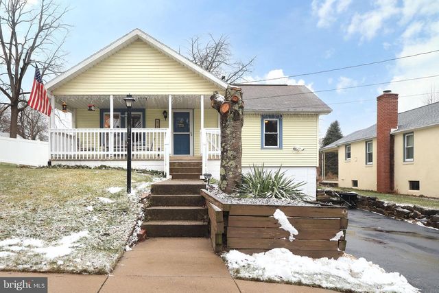 746 S NIXON RD, Pine Grove Mills, PA 16868