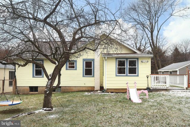 746 S NIXON RD, Pine Grove Mills, PA 16868