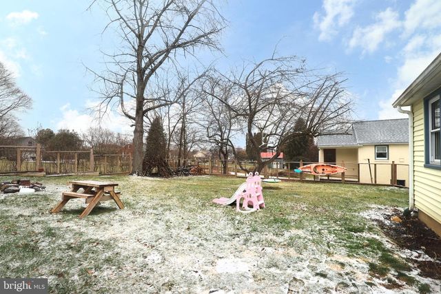 746 S NIXON RD, Pine Grove Mills, PA 16868