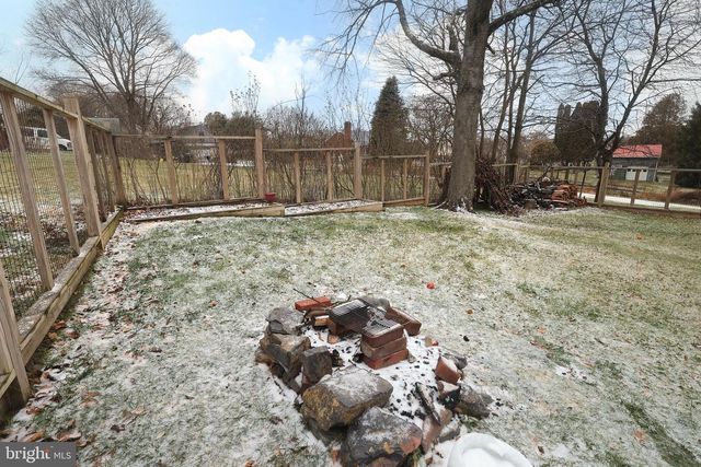 746 S NIXON RD, Pine Grove Mills, PA 16868