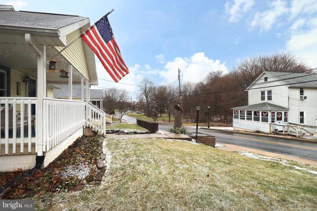 746 S NIXON RD, Pine Grove Mills, PA 16868