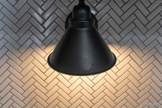 1062 Sunridge Trail W, Pevely, MO 63070