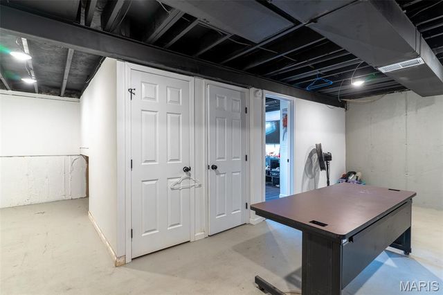 1062 Sunridge Trail W, Pevely, MO 63070