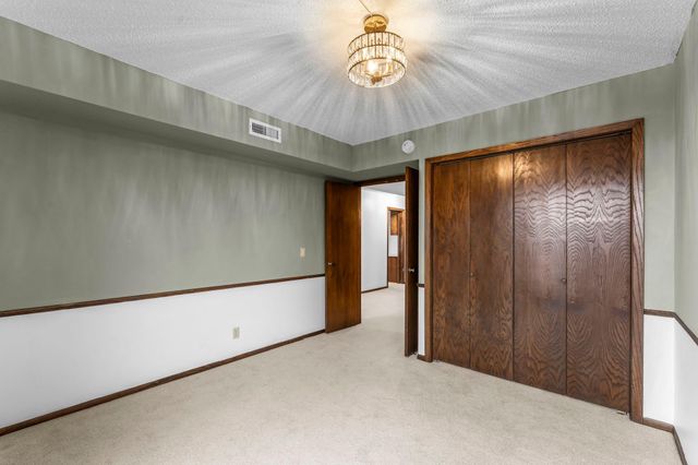 9700 Portland Avenue S 332, Bloomington, MN 55420