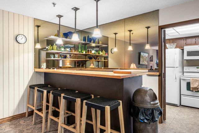 9700 Portland Avenue S 332, Bloomington, MN 55420