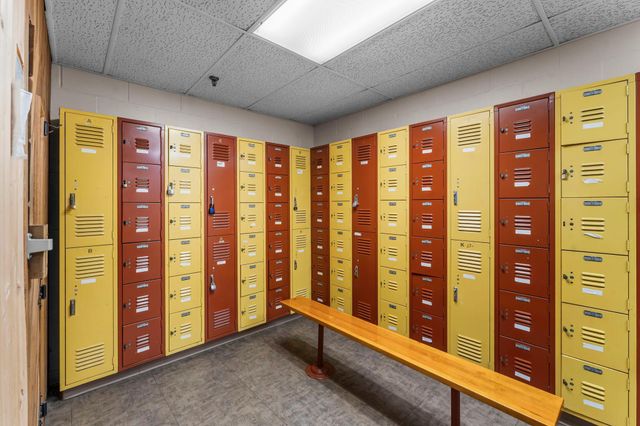 9700 Portland Avenue S 332, Bloomington, MN 55420