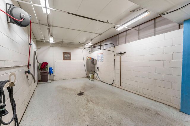 9700 Portland Avenue S 332, Bloomington, MN 55420