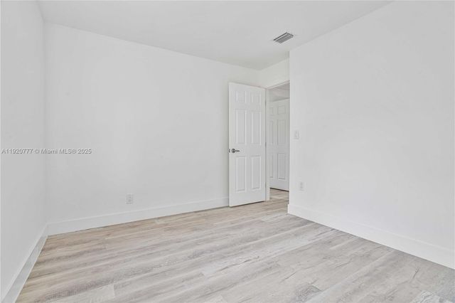 4157 SW 49th Ct, Dania Beach, FL 33314