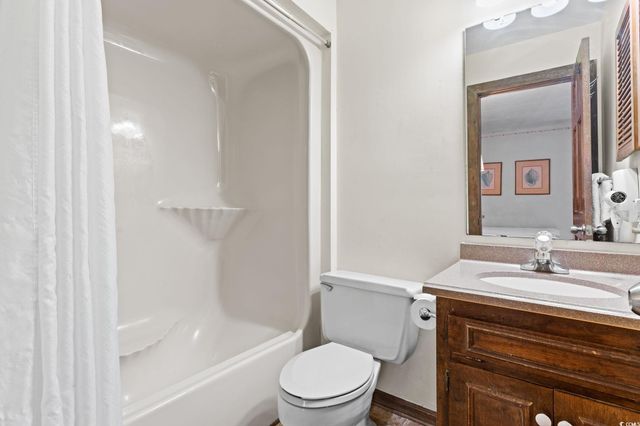 307 70th Ave N Apt 202, Myrtle Beach, SC 29572