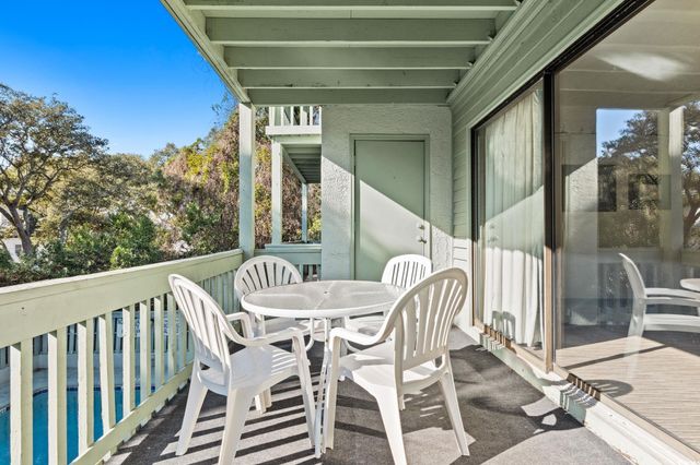 307 70th Ave N Apt 202, Myrtle Beach, SC 29572