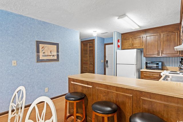 307 70th Ave N Apt 202, Myrtle Beach, SC 29572