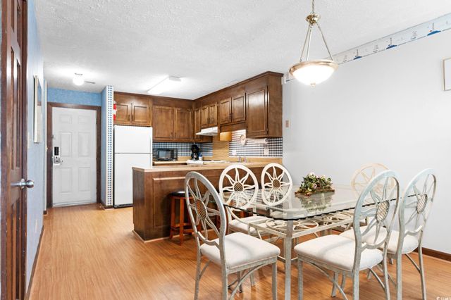 307 70th Ave N Apt 202, Myrtle Beach, SC 29572