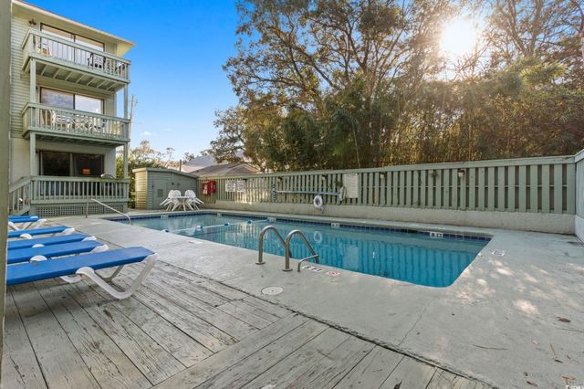 307 70th Ave N Apt 202, Myrtle Beach, SC 29572
