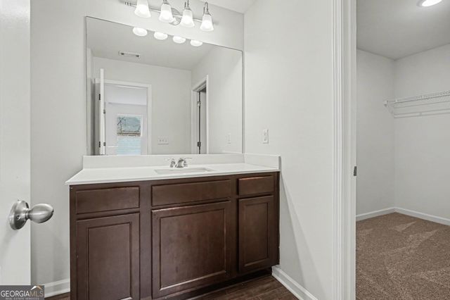 2332 Mckenna Square Drive, Lithonia, GA 30058