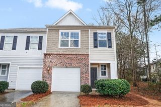 2332 Mckenna Square Drive, Lithonia, GA 30058