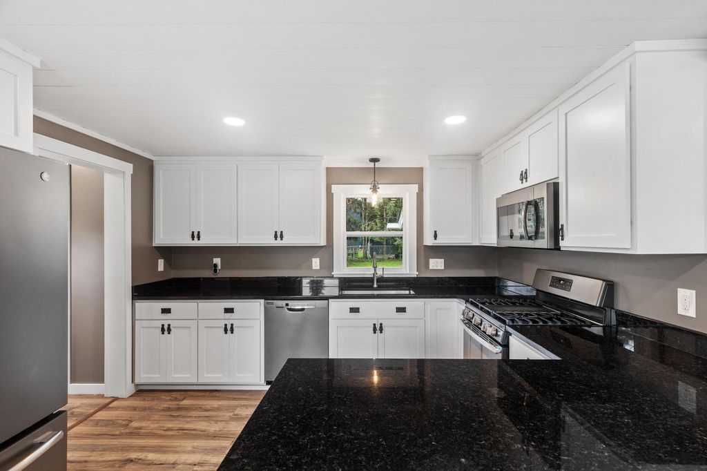 8974 210th Street W, Lakeville, MN 55044 — photo 2