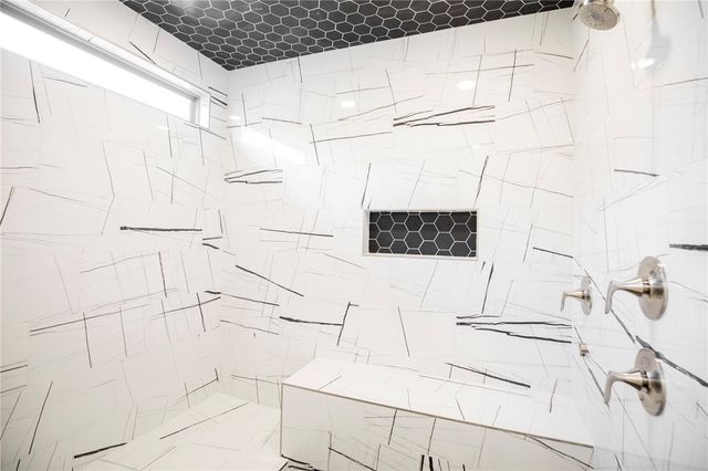 7104 SW High Meadow Boulevard, Bentonville, AR 72713