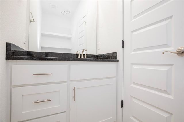 7104 SW High Meadow Boulevard, Bentonville, AR 72713