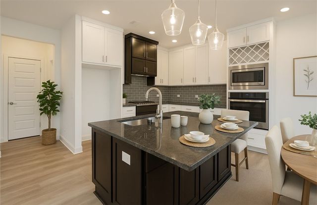 7104 SW High Meadow Boulevard, Bentonville, AR 72713