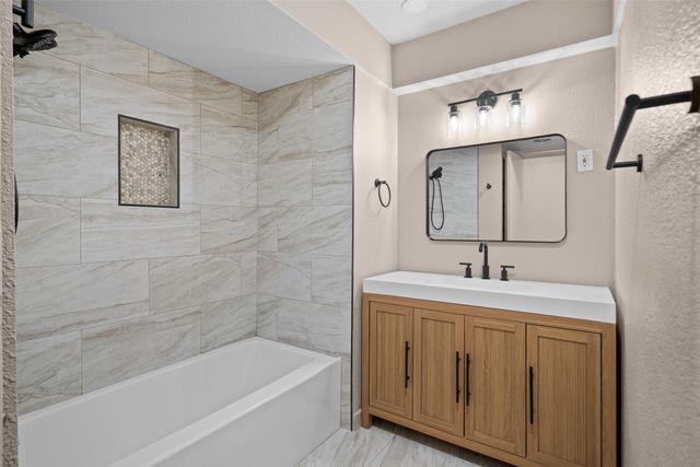 9651 Leaside Drive, Dallas, TX 75238