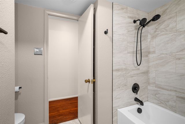 9651 Leaside Drive, Dallas, TX 75238