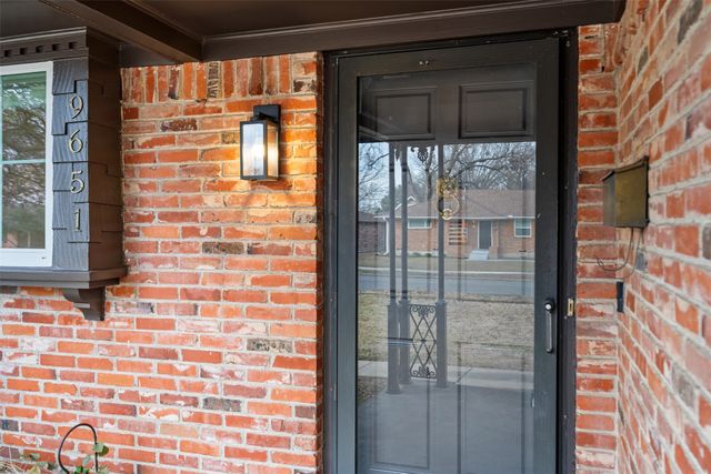 9651 Leaside Drive, Dallas, TX 75238