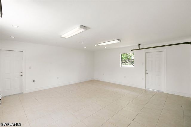 221 10th ST SE, Naples, FL 34117