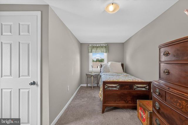 5545 PINE ST, Harrisburg, PA 17112
