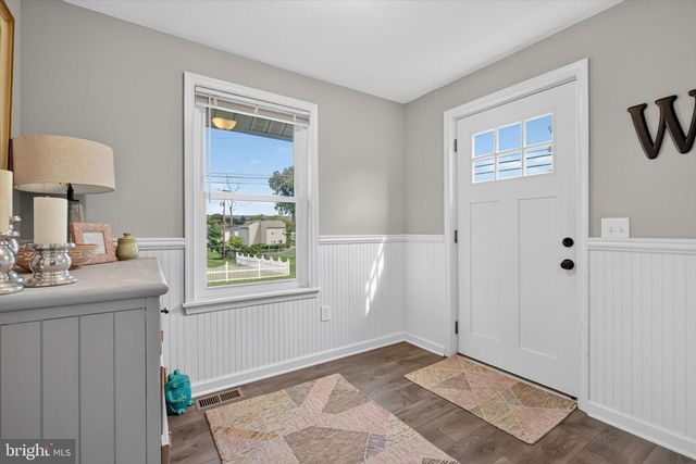 5545 PINE ST, Harrisburg, PA 17112