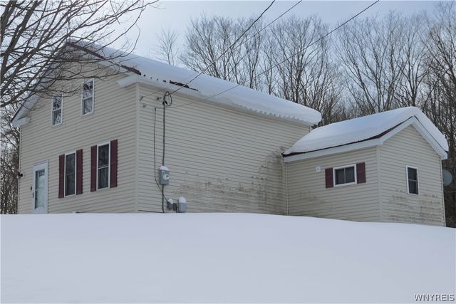 11421 Hanover Road, Hanover, NY 14062