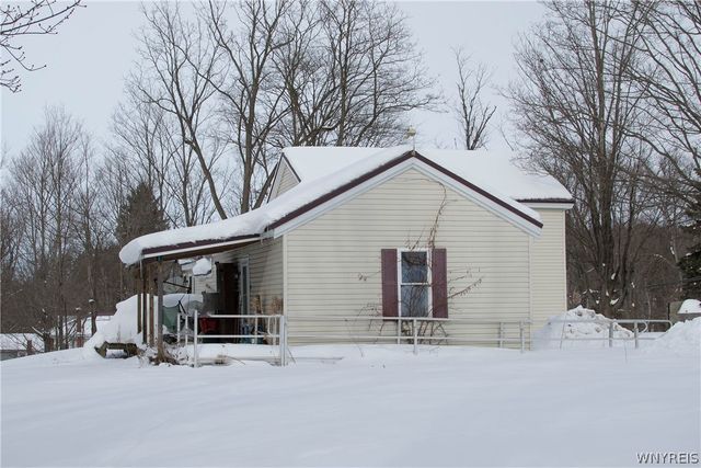 11421 Hanover Road, Hanover, NY 14062