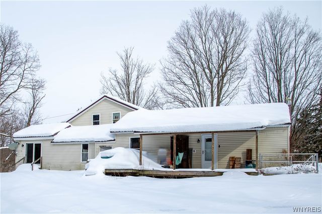 11421 Hanover Road, Hanover, NY 14062