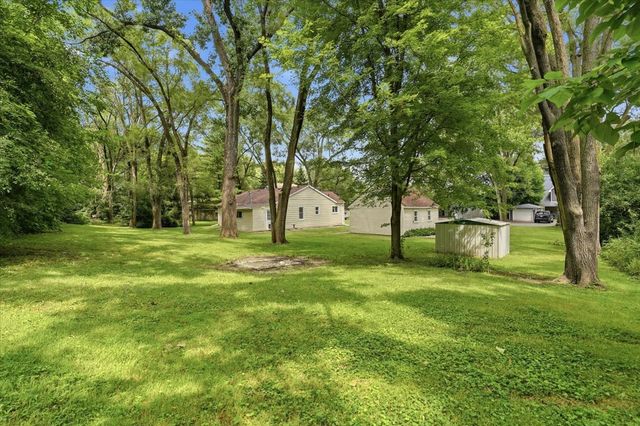 26797 W Longwood Drive, Ingleside, IL 60041